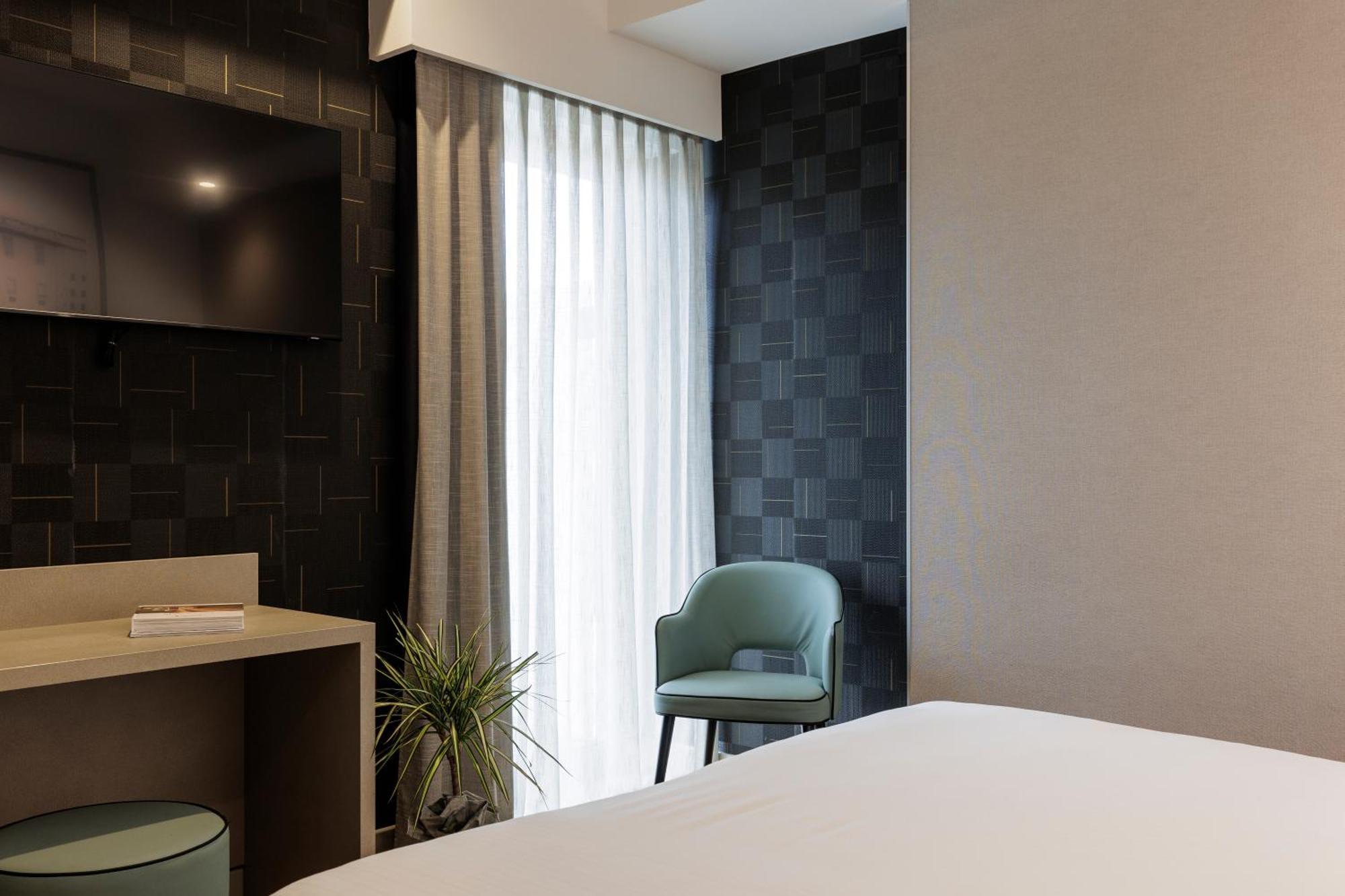 Hotel Mh & Florencia